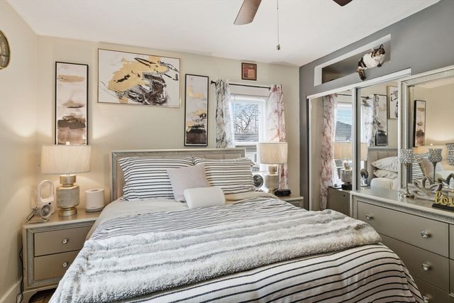 24 Jasper St, Springfield, MA 01109