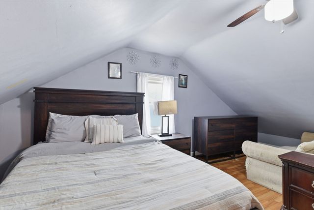 24 Jasper St, Springfield, MA 01109