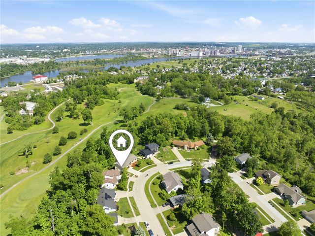 1504 Whitters Way NW, Cedar Rapids, IA 52405