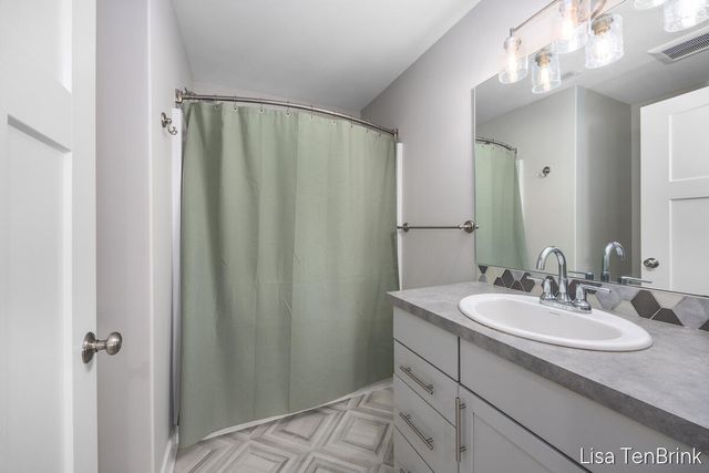 12734 Lockwood Drive, Allendale, MI 49401