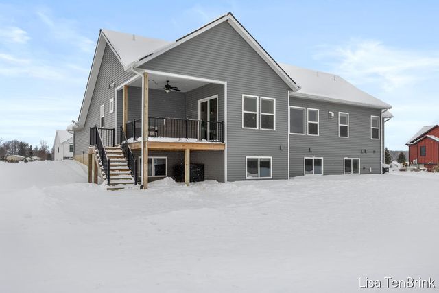 12734 Lockwood Drive, Allendale, MI 49401