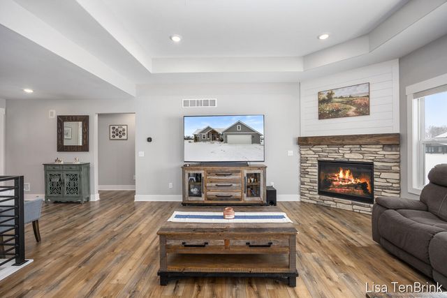 12734 Lockwood Drive, Allendale, MI 49401