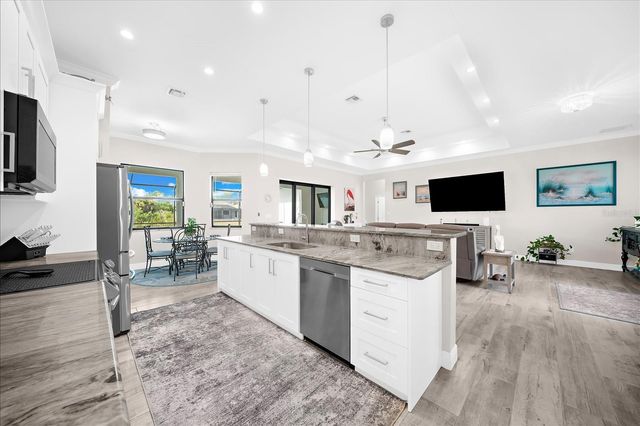 15504 HENNIPEN CIRCLE, Port Charlotte, FL 33981