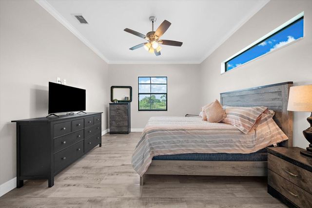 15504 HENNIPEN CIRCLE, Port Charlotte, FL 33981