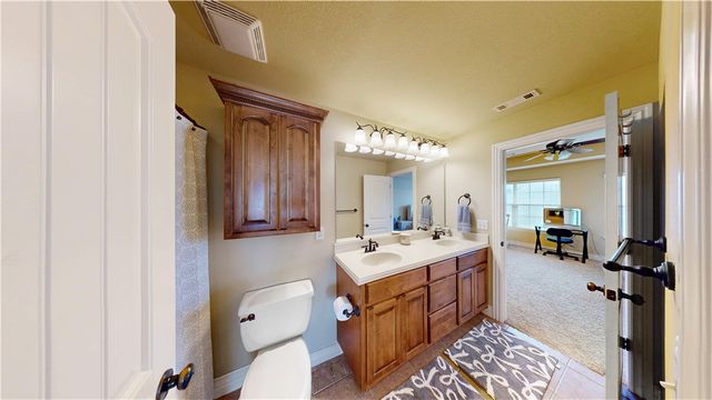 4904 SW Ridge Mont Road, Bentonville, AR 72713