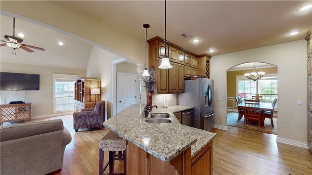4904 SW Ridge Mont Road, Bentonville, AR 72713