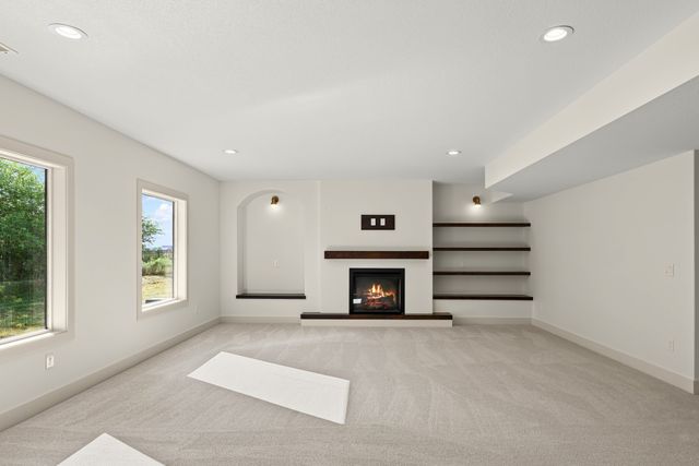 45 NW Crabtree Lane, Waukee, IA 50263