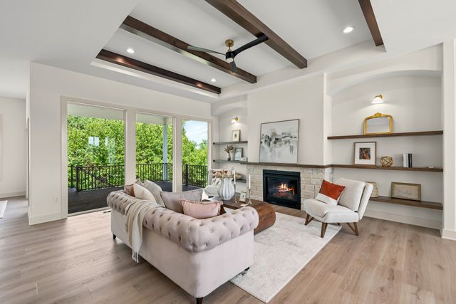 45 NW Crabtree Lane, Waukee, IA 50263