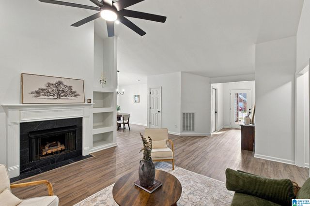 112 SUMMER HILL DRIVE, Alabaster, AL 35007