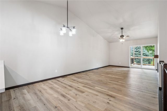 817 Prairie View Drive, West Branch, IA 52358