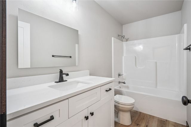 817 Prairie View Drive, West Branch, IA 52358