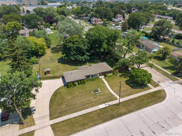 27200 Milton Avenue, Warren, MI 48092