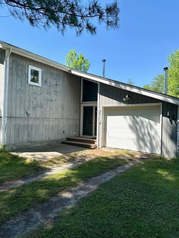 77 Lynrick Acres Road, Charlotte, VT 05445