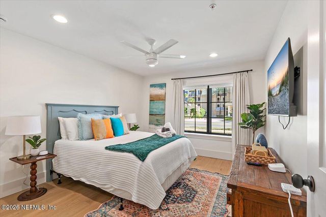 1318 1ST Street N, Jacksonville Beach, FL 32250