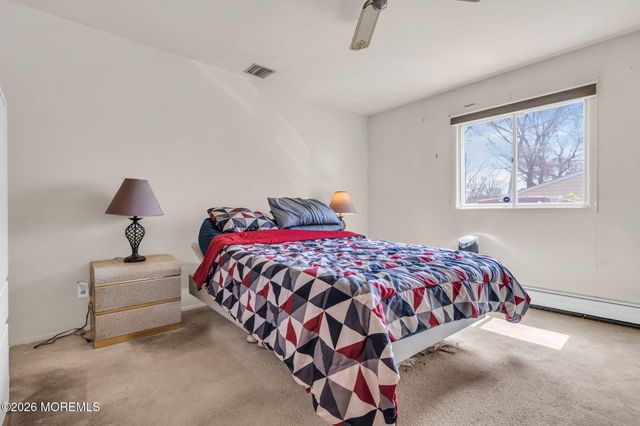 5 Dove Street B, Manchester, NJ 08759