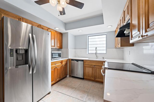 148 WEYBRIDGE Circle C, Royal Palm Beach, FL 33411