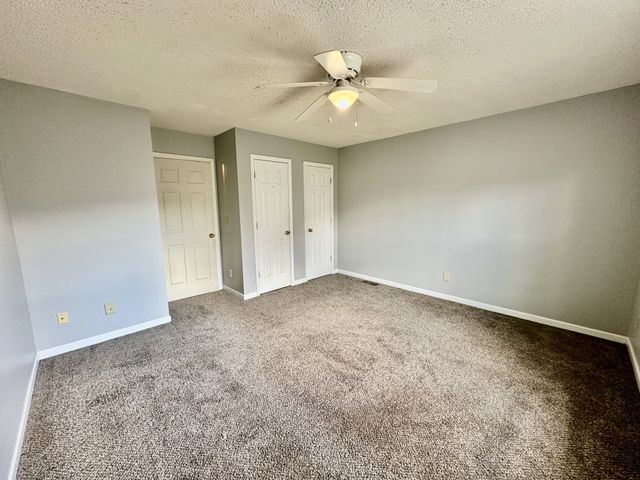 282 Raleigh Dr Apt B, Clarksville, TN 37043