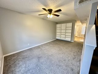 282 Raleigh Dr Apt B, Clarksville, TN 37043