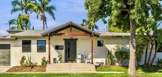2001 Carfax, Long Beach, CA 90815