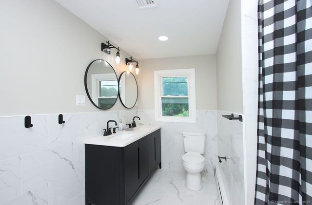 5 Great Meadow Drive, North Haven, CT 06473