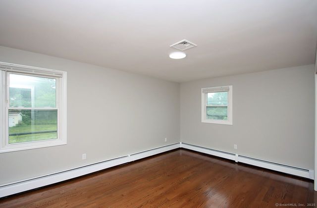 5 Great Meadow Drive, North Haven, CT 06473
