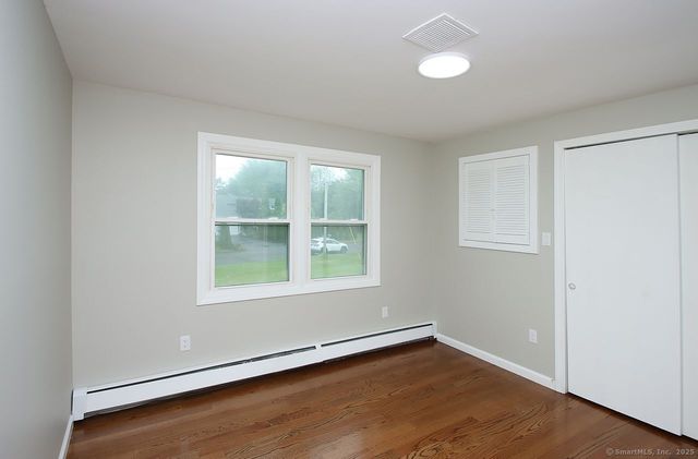 5 Great Meadow Drive, North Haven, CT 06473