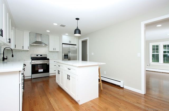 5 Great Meadow Drive, North Haven, CT 06473