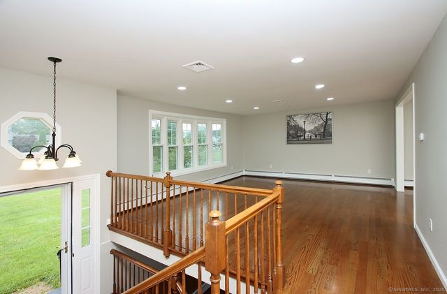 5 Great Meadow Drive, North Haven, CT 06473