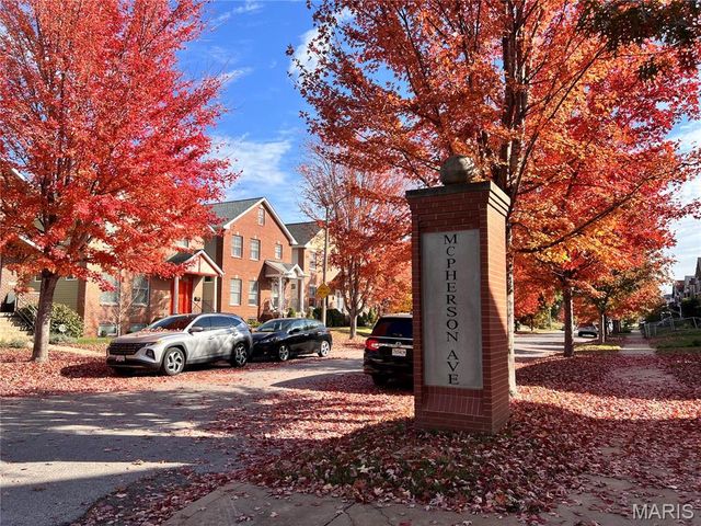 5784 McPherson Avenue, St Louis, MO 63112