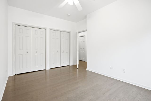 60 E Hattendorf Avenue, Roselle, IL 60172