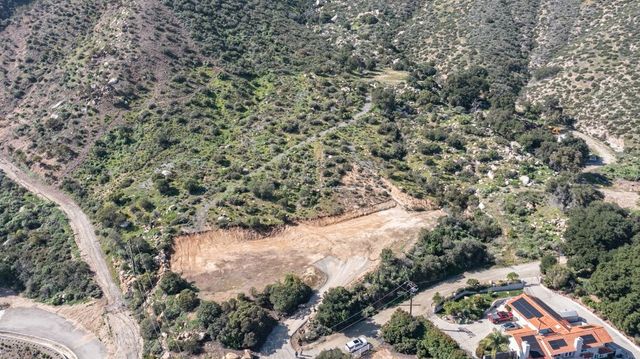 2930 Lakeview, Lake Elsinore, CA 92530