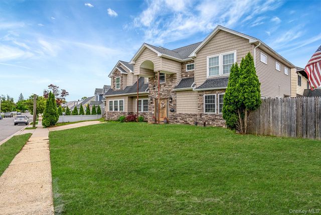 1582 Little Neck Avenue, North Bellmore, NY 11710