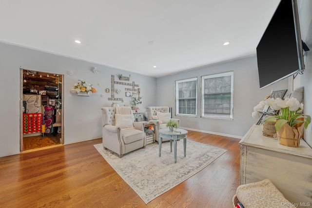 1582 Little Neck Avenue, North Bellmore, NY 11710