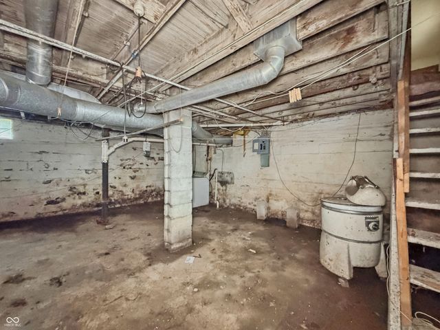 317 W 42nd Street, Indianapolis, IN 46208