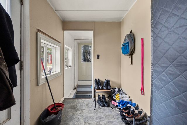 915 Dawes Avenue, Joliet, IL 60435