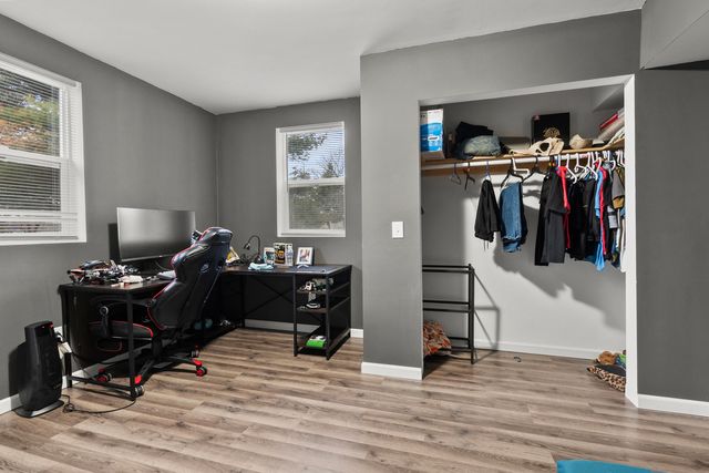 915 Dawes Avenue, Joliet, IL 60435