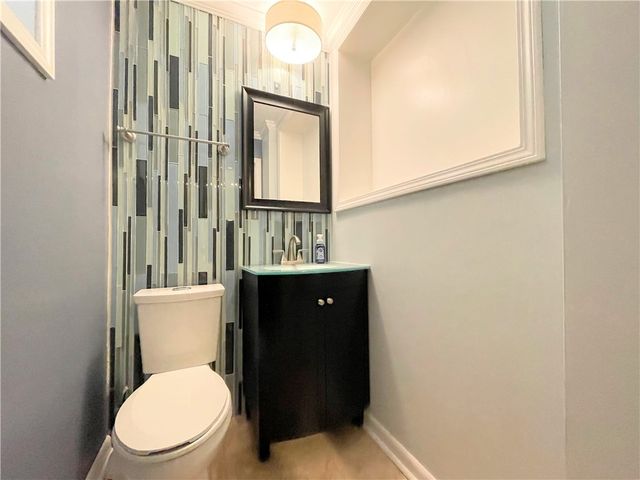 5717 Kentucky Ave B, Shadyside, PA 15232