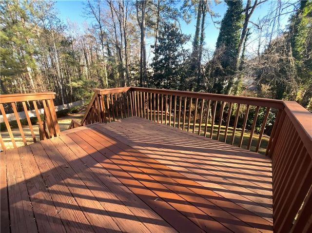 3062 Crest Ridge Circle SW, Marietta, GA 30060