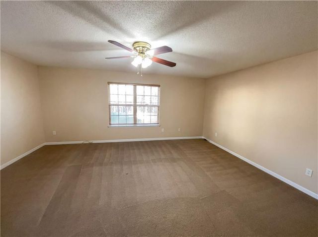 3062 Crest Ridge Circle SW, Marietta, GA 30060