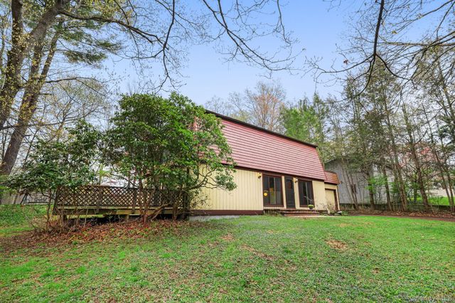 18 Ridge Road, Mount Kisco, NY 10549
