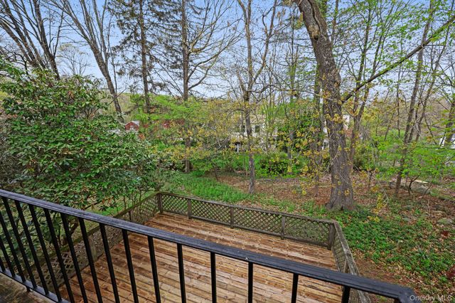 18 Ridge Road, Mount Kisco, NY 10549