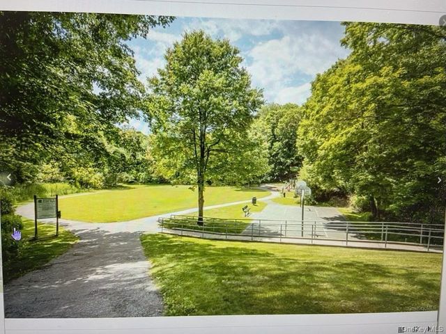 18 Ridge Road, Mount Kisco, NY 10549