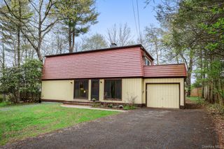 18 Ridge Road, Mount Kisco, NY 10549