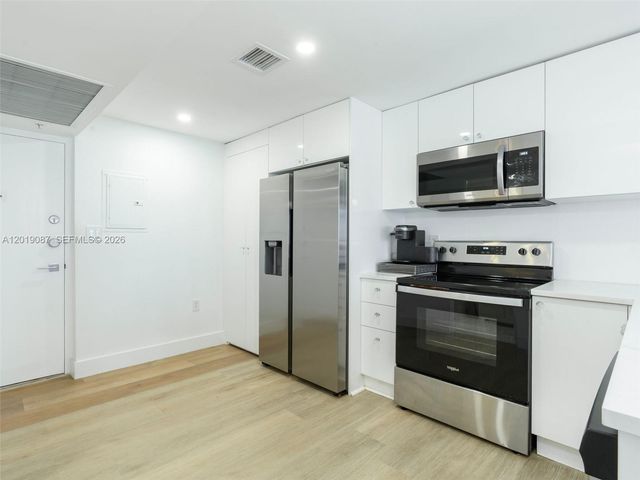 10275 Collins Ave 1502, Bal Harbour, FL 33154