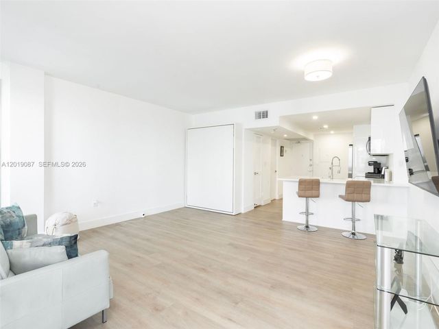 10275 Collins Ave 1502, Bal Harbour, FL 33154
