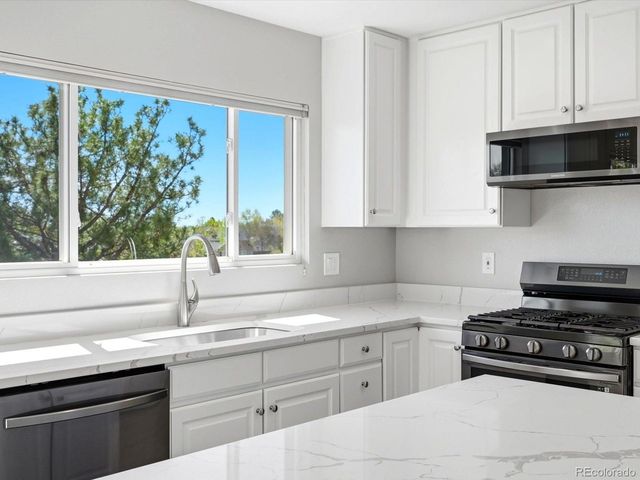1630 Peregrine Ct, Broomfield, CO 80020