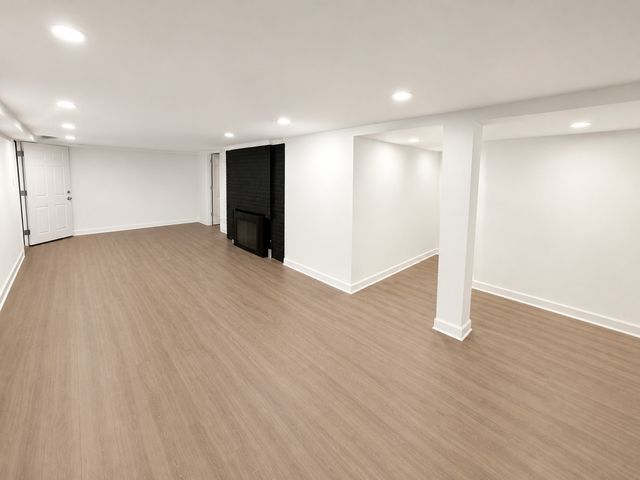 2811 FOREST Lane, Waukegan, IL 60087