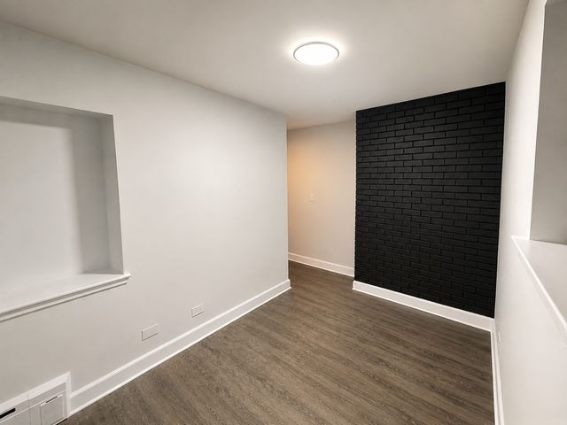 2811 FOREST Lane, Waukegan, IL 60087