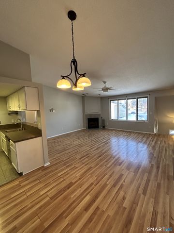 90 Little Oak Lane 90, Rocky Hill, CT 06067