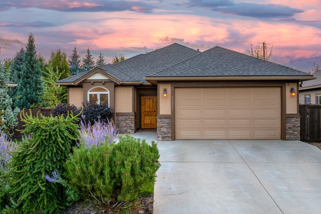 21302 NE Brooklyn Court, Bend, OR 97701